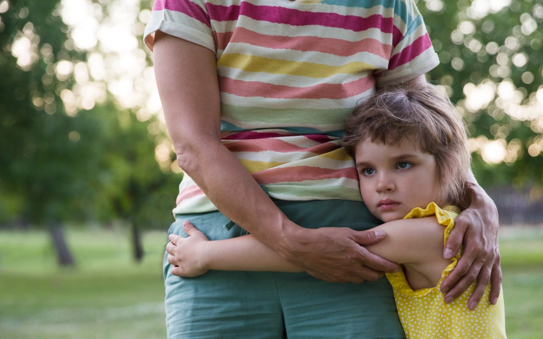 Nuestros hijos nos necesitan para aprender a responder al estrés en la vida y sentirse seguros